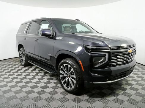 New 2026 Chevrolet Tahoe High Country w/ Sun And Tow Package image 28