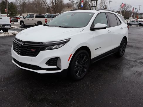 Used 2024 Chevrolet Equinox RS image 35