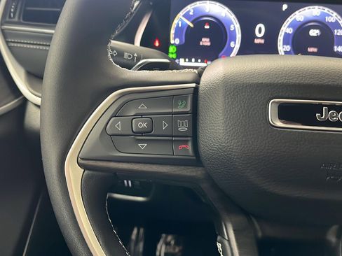 New 2025 Jeep Grand Cherokee L Limited image 20