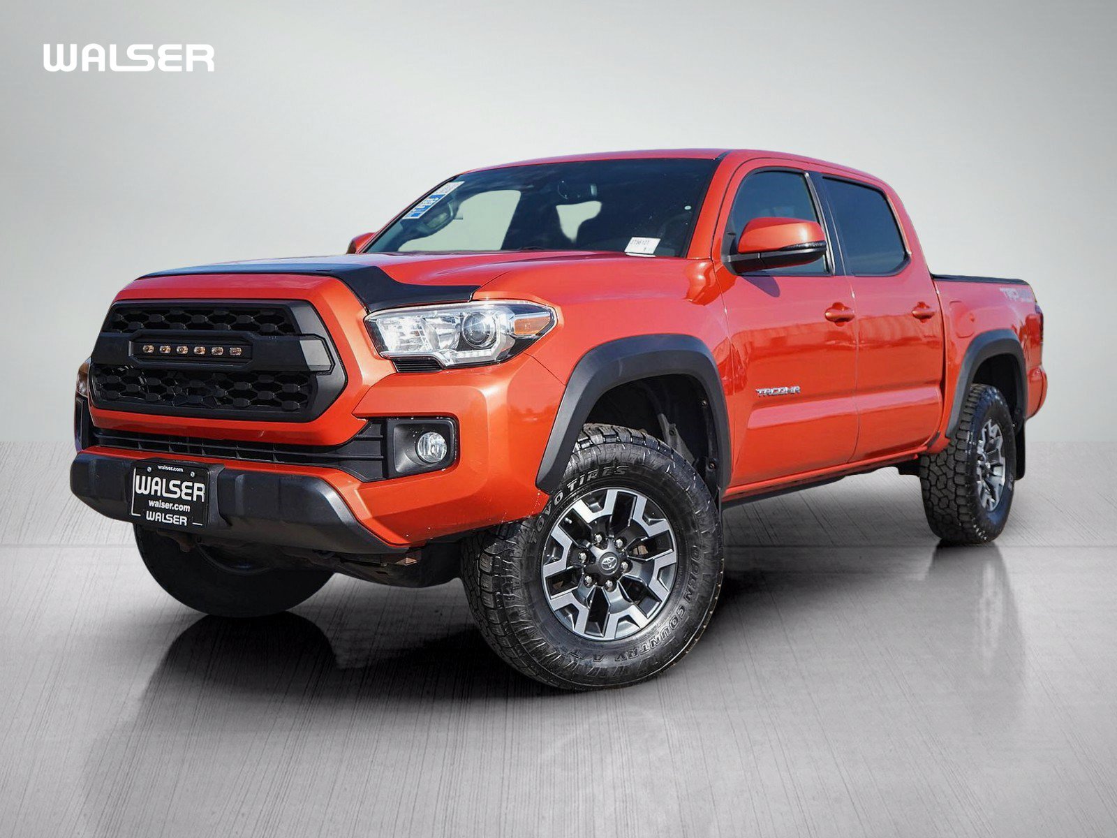 Used 2018 Toyota Tacoma TRD Off-Road w/ Technology Package AWD/4WD image 1