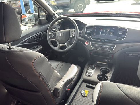 Used 2023 Honda Passport TrailSport image 34