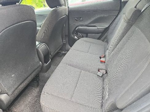 Used 2024 Hyundai Kona SE AWD/4WD image 19
