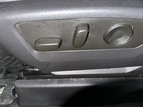 Used 2024 Chevrolet Silverado 1500 RST w/ Z71 Off-Road Package image 20