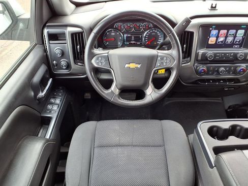Used 2018 Chevrolet Silverado 1500 LT w/ All Star Edition AWD/4WD image 9