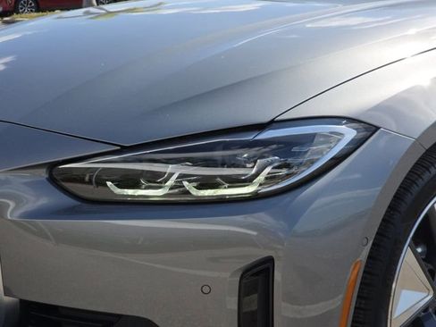 Certified 2023 BMW i4 eDrive35 w/ Premium Package image 9