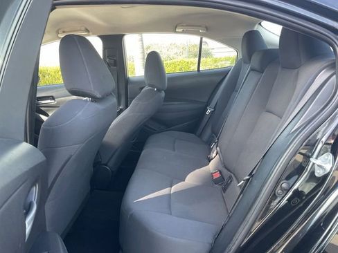 Used 2020 Toyota Corolla LE image 22