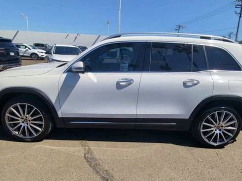 Used 2021 Mercedes-Benz GLB 250 GLB 250 image 5