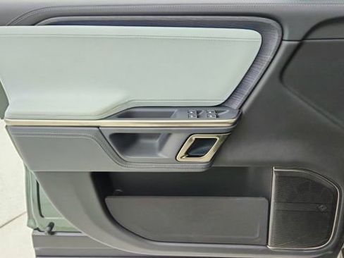 Used 2024 Rivian R1S Adventure image 39