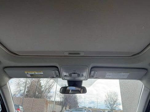 Used 2017 Toyota RAV4 XLE image 19