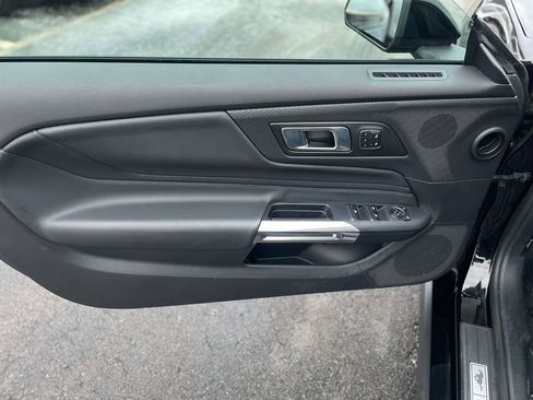 Used 2024 Ford Mustang GT Premium image 13