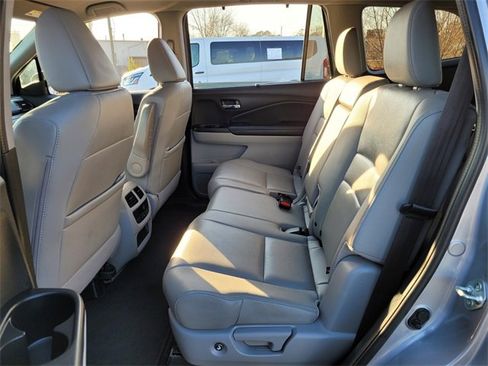 Used 2022 Honda Pilot Special Edition image 12