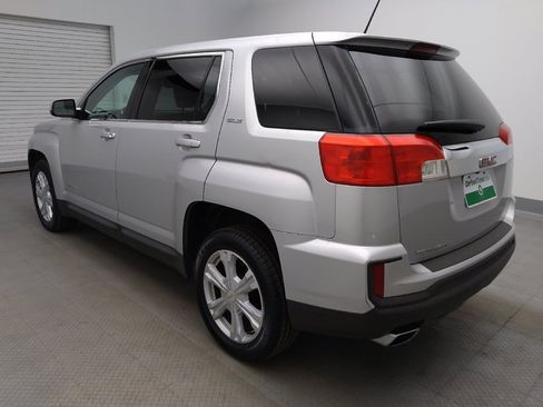 Used 2017 GMC Terrain SLE FWD image 3