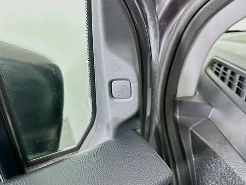 Used 2018 Honda Odyssey Touring image 16