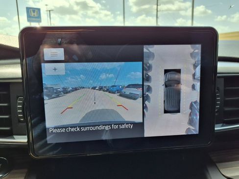 Used 2020 Ford Explorer Limited RWD image 11