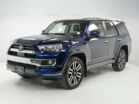 Used 2020 Toyota 4Runner Limited image 1