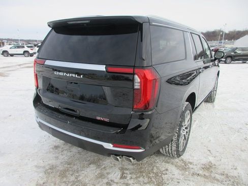 New 2026 GMC Yukon XL Denali w/ Sun & Power Step Package image 4