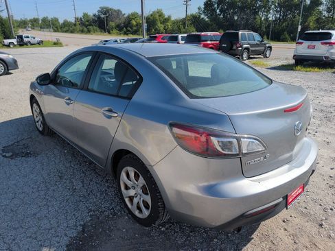 Used 2011 MAZDA MAZDA3 i Sport FWD image 5