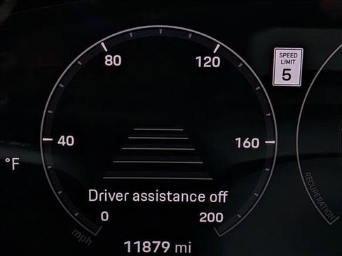 Used 2020 Porsche Taycan Turbo image 11