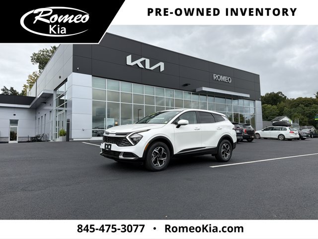 Certified 2023 Kia Sportage LX AWD/4WD image 1