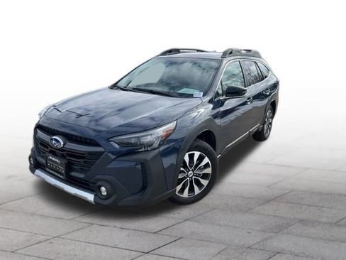 Used 2025 Subaru Outback Limited image 3