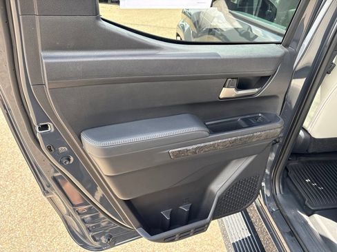 Certified 2025 Toyota Tacoma Limited AWD/4WD image 14
