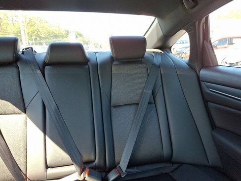 Used 2022 Honda Accord Sport image 20