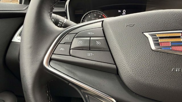 Certified 2024 Cadillac XT5 Luxury w/ LPO, Floor Liner Package AWD/4WD image 68