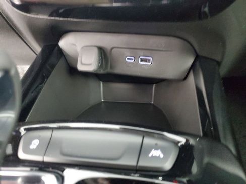 New 2026 Chevrolet Trax LT w/ Midnight Edition image 18