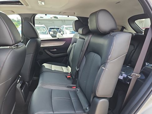 New 2026 MAZDA CX-90 3.3 Turbo w/ Preferred Package AWD/4WD image 8