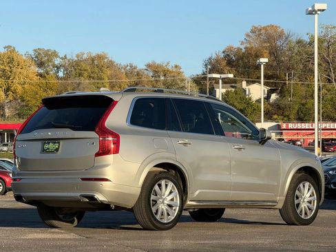 Used 2016 Volvo XC90 T6 Momentum w/ Momentum Plus Package image 3