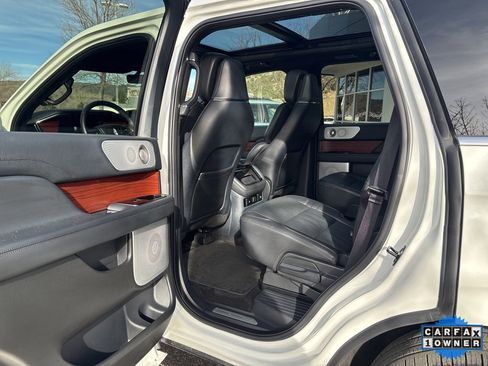 Used 2024 Lincoln Navigator Reserve image 30