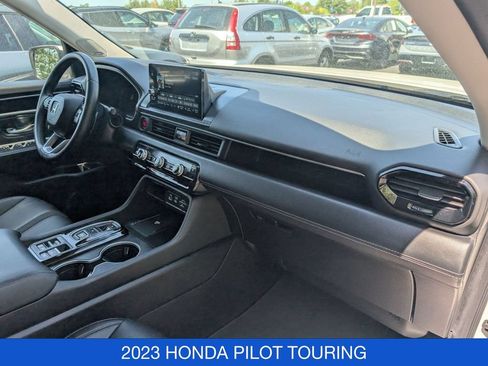 Used 2023 Honda Pilot Touring image 34