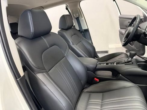 Used 2025 Honda HR-V EX-L image 25