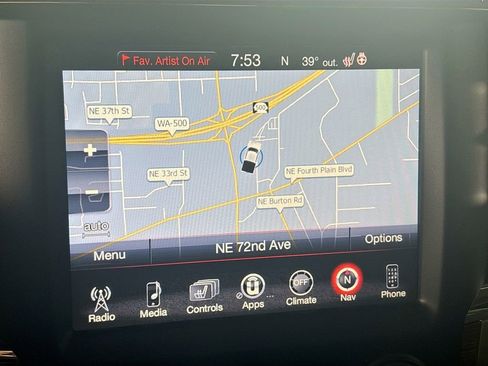 Used 2016 RAM 1500 Laramie w/ Convenience Group image 16