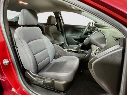 Certified 2025 Chevrolet Malibu LT FWD image 26
