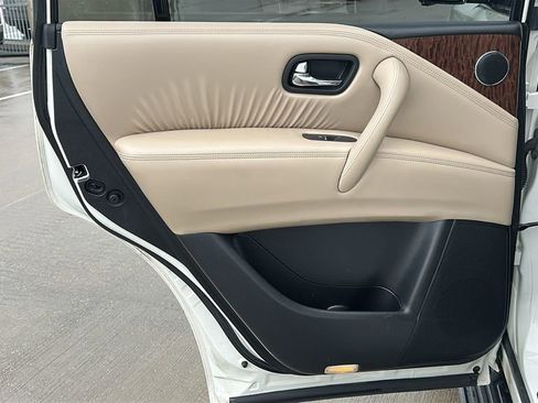 Used 2020 Nissan Armada Platinum w/ Captain's Chairs Package RWD image 38