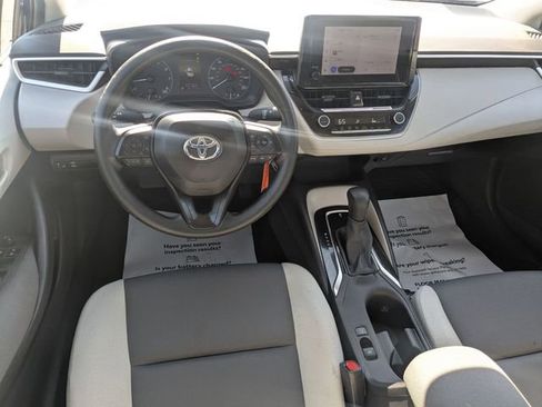 Used 2024 Toyota Corolla LE image 28