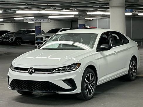 New 2026 Volkswagen Jetta Sport FWD image 3
