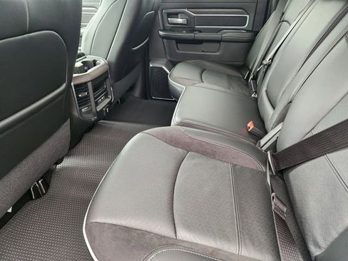 New 2026 RAM 2500 Laramie w/ Night Edition AWD/4WD image 19