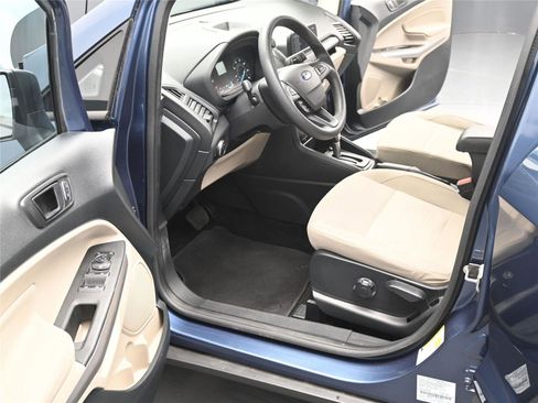 Used 2021 Ford EcoSport S image 5