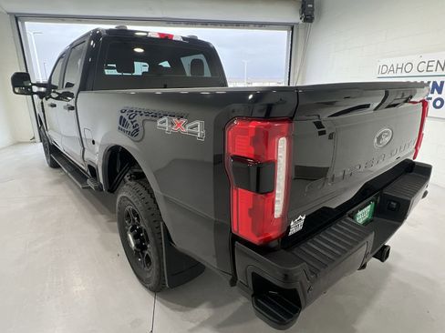 Used 2023 Ford F250 XL w/ STX Appearance Package AWD/4WD image 6