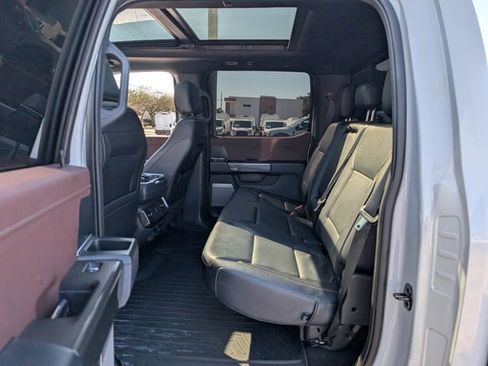 Used 2021 Ford F150 Lariat image 9