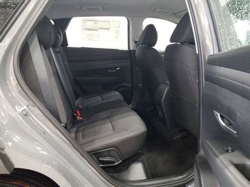 New 2026 Hyundai Tucson SE image 16