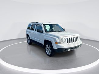 Used 2016 Jeep Patriot Latitude FWD video 2