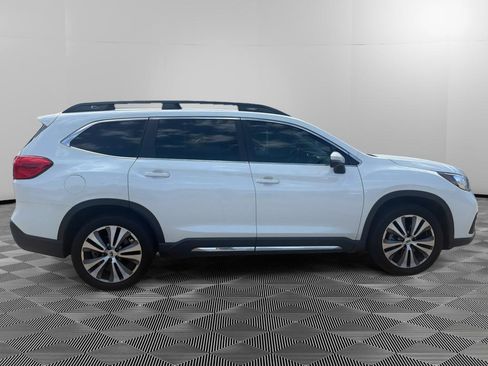 Used 2022 Subaru Ascent Limited AWD/4WD image 2