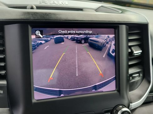 Used 2019 RAM 1500 Big Horn AWD/4WD image 27