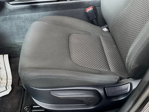 Certified 2023 Kia Sportage LX AWD/4WD image 18