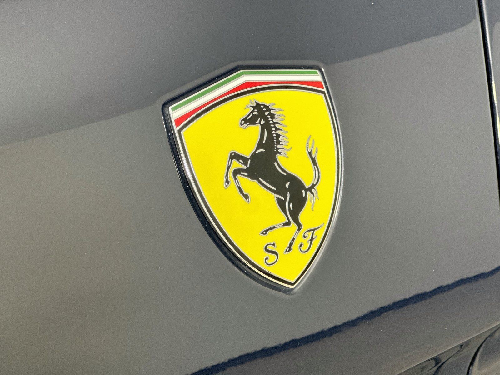 Used 2020 Ferrari Portofino RWD image 45