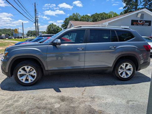 Used 2018 Volkswagen Atlas SE FWD image 3