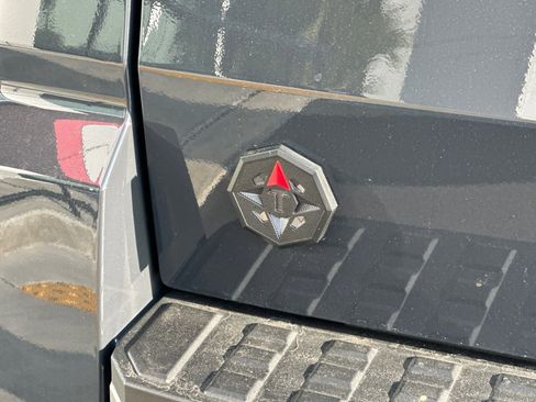 Certified 2025 Toyota 4Runner Trailhunter image 37